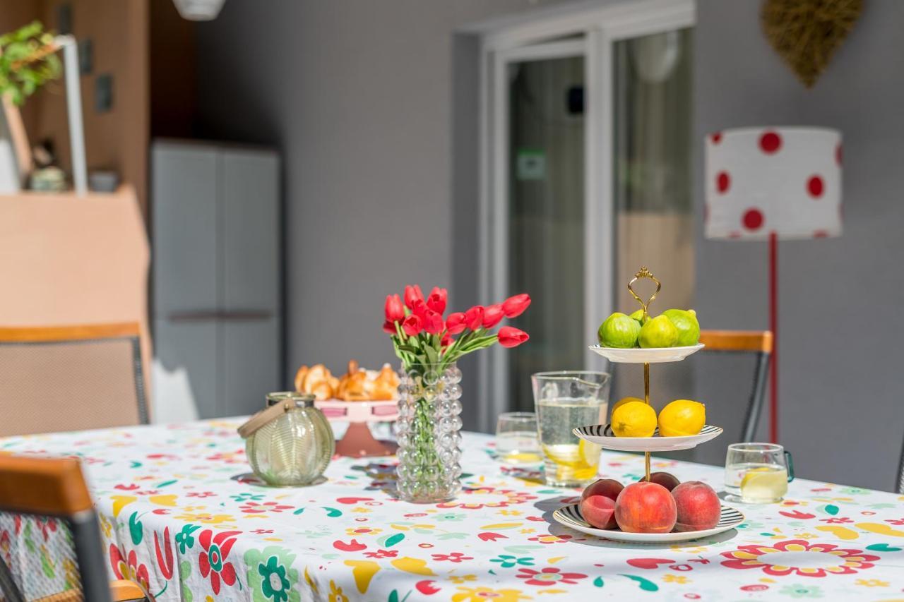 Dalmatian 230M2 With Pool And Garden Near The Old Town For Families Apartment Split Luaran gambar